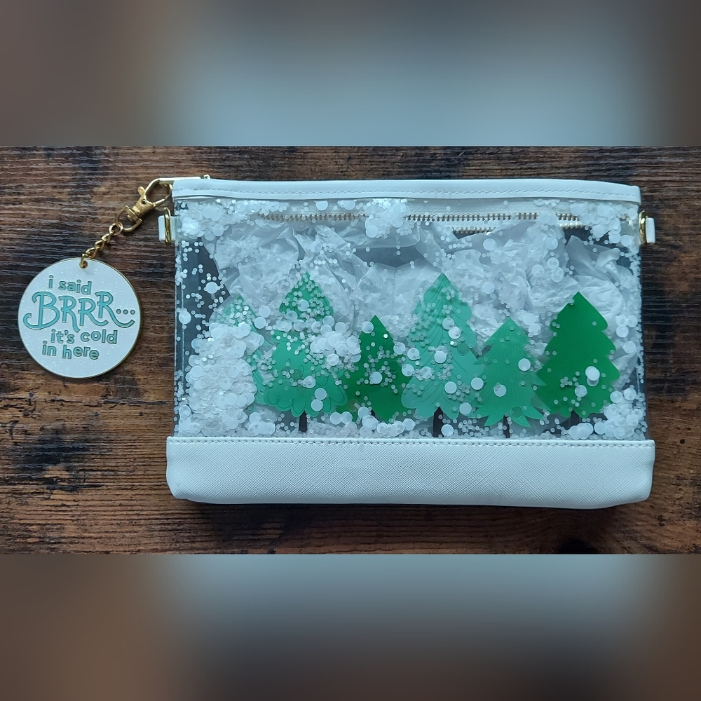 Studio DIY White Snowglobe Clutch